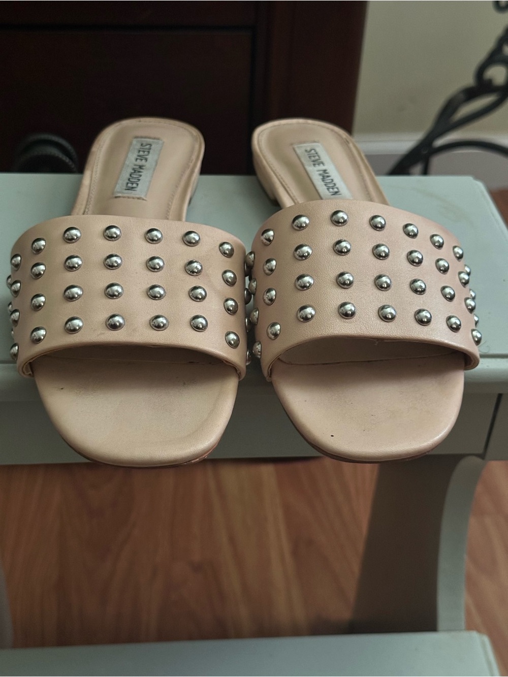 Steve Madden Viv Studded Slide Sandals in Tan Leather
